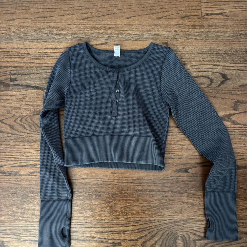 Aerie Gray Waffle Knit Long Sleeve Top